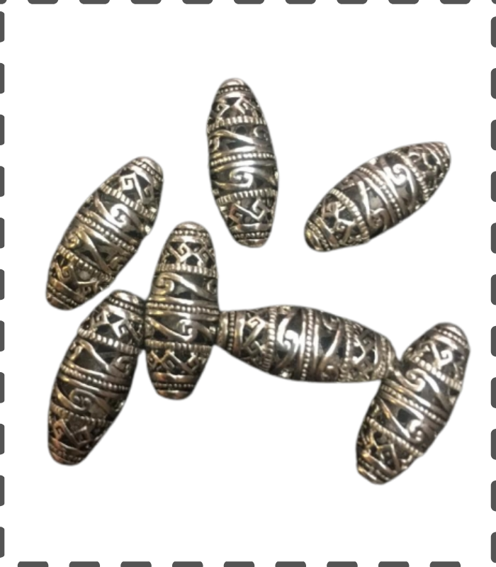 3 kunstvolle Zwischenperlen sehr detailiert 7x3mm